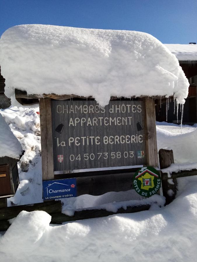 Chambre D'Hote La Petite Bergerie ลาชาเปล-ดาบงด็องซ์ ภายนอก รูปภาพ